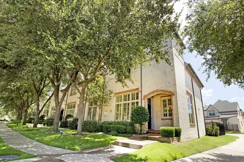719 Warwick Ln, Coppell, TX 75019