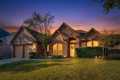 2207 Richmond Cir, Mansfield, TX 76063
