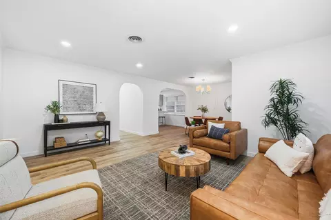 816 Green Cove Ln, Dallas, TX 75232