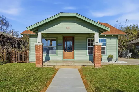 3958 Lisbon St, Fort Worth, TX 76107