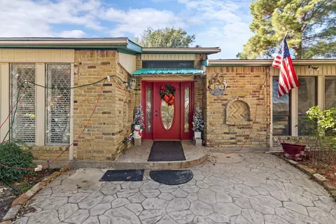 1519 Shannon Pl, Carrollton, TX 75006