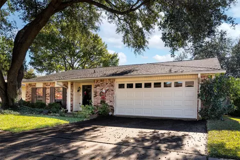 4016 Rushview Dr, Arlington, TX 76016