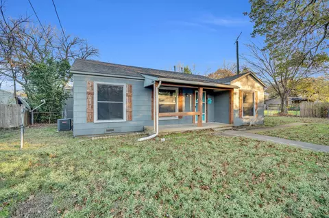 112 Barger Dr, Waxahachie, TX 75165
