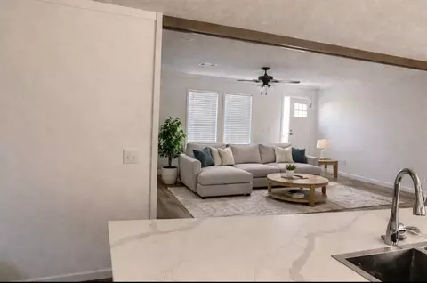 4405 Rocking K Dr, Bellmead, TX 76705