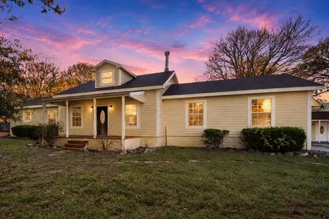8124 Fm 416, Streetman, TX 75859