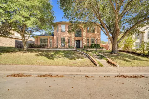 613 Fern Dr, Desoto, TX 75115