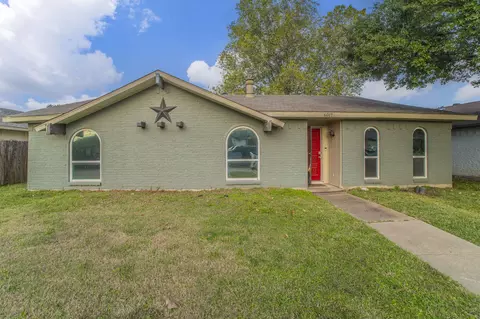 6017 Mimosa Ln, Rowlett, TX 75089