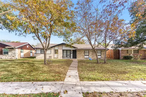 2404 Catalina Dr, Mesquite, TX 75150