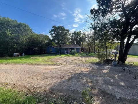 183 Linda Lee Xing, Whitney, TX 76692