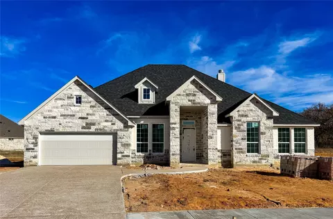 2489 Timber Hills Dr, Burleson, TX 76028