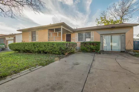 2217 Garden Oaks Dr, Irving, TX 75061