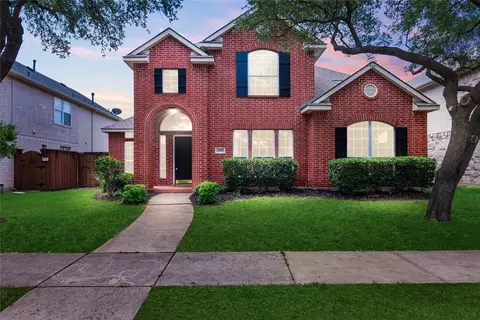 3805 Red Oak Trl, The Colony, TX 75056