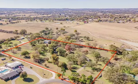 501 Lazy B Ln, Springtown, TX 76082