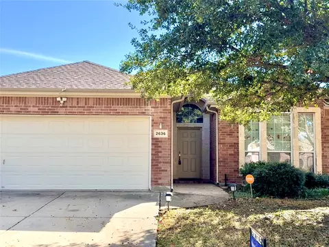 2636 Chadwick Dr, Fort Worth, TX 76131