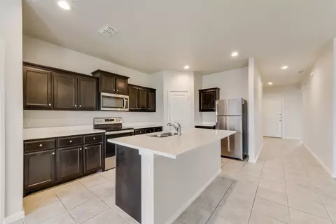 Kitchen - 711 Durango Ln, Cleburne, TX 76033 photo 2 of 3