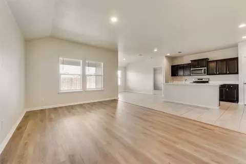Living - 711 Durango Ln, Cleburne, TX 76033 photo 3 of 3