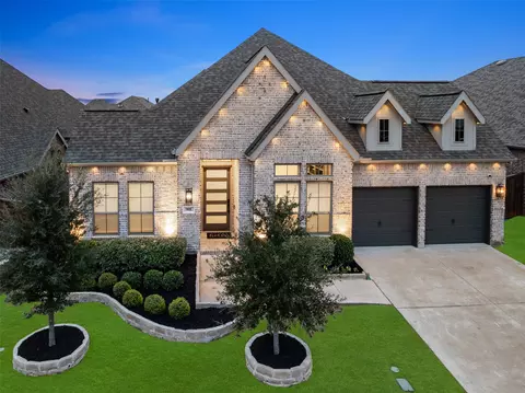 908 Bridle Path Pkwy, Aubrey, TX 76227