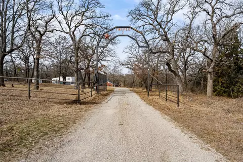 7698 Fm 920, Poolville, TX 76487