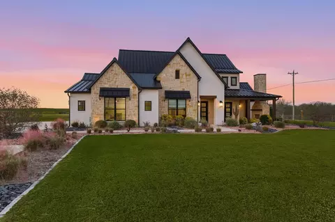 122 Ozro Rd, Maypearl, TX 76064