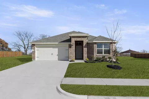 7704 Kingfisher Rd, Aubrey, TX 76227