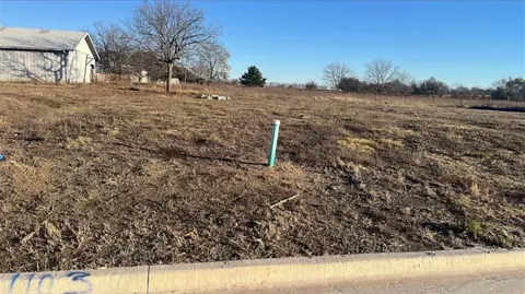 1103 Caspian Ln, Leonard, TX 75452