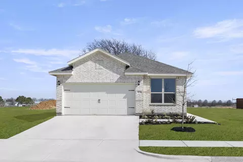 8224 Kingfisher Rd, Aubrey, TX 76227