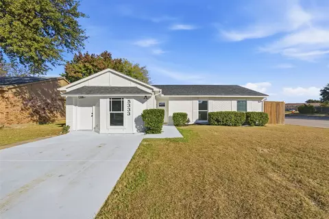 5333 Norris Dr, The Colony, TX 75056