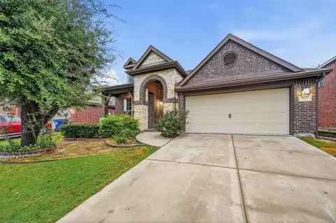 1921 Highland Oaks Dr, Wylie, TX 75098