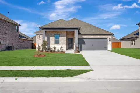 524 Brookside Dr, Van Alstyne, TX 75495