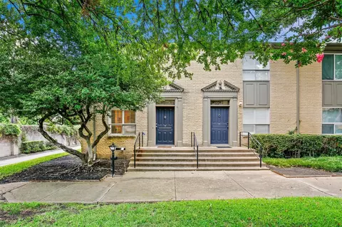 7506 W Northwest Hwy #9, Dallas, TX 75225