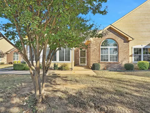 2601 Marsh Ln #124, Plano, TX 75093