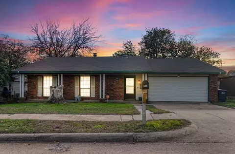 1405 Whittenburg Dr, Fort Worth, TX 76134