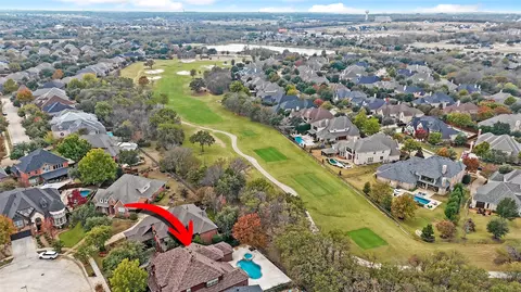 8709 Thompson Dr, Lantana, TX 76226