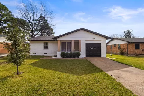 206 W Vista Dr, Garland, TX 75041