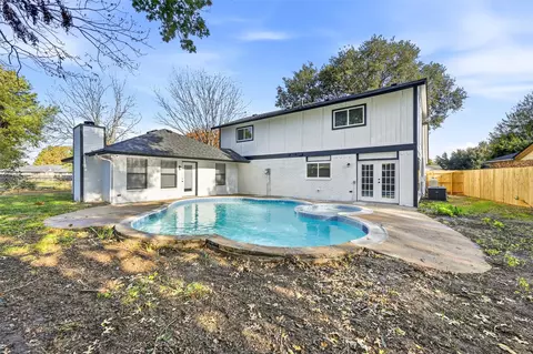3505 Corn Valley Ct, Grand Prairie, TX 75052