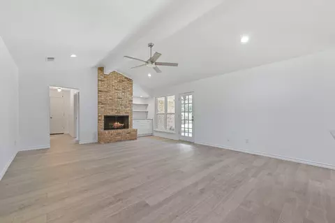 2724 Downing Dr, Plano, TX 75023