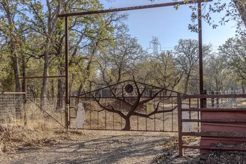 2946 Fm 52, Oran, TX 76449