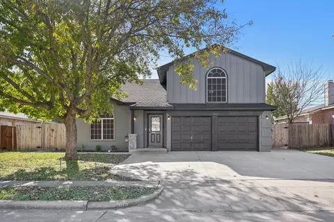305 Meadow St, Saginaw, TX 76179