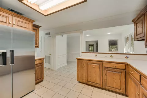 Kitchen - 9712 County Road 2432, Terrell, TX 75160 photo 2 of 2