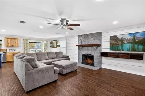 Living - 7981 Fm 1861, Eustace, TX 75124 photo 1 of 2