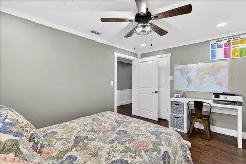 Bedroom - 7981 Fm 1861, Eustace, TX 75124 photo 2 of 5