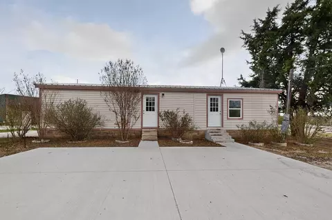6471 NE County Road 1040, Rice, TX 75155
