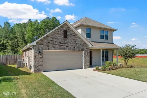 352 Pilatus Dr, Shreveport, LA 71106