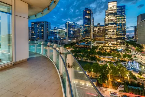 1918 Olive St #701, Dallas, TX 75201