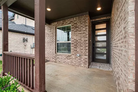 Exterior - 5608 Crestview Dr, Celina, TX 75009 photo 3 of 7