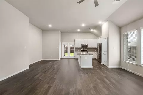 Living - 5608 Crestview Dr, Celina, TX 75009 photo 3 of 4