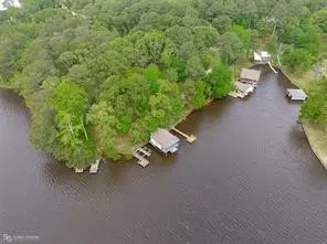 42 T Madonna Dr, Benton, LA 71006