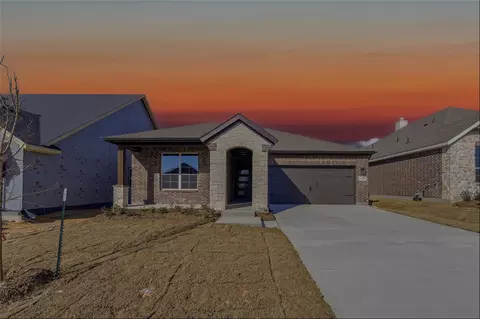 3509 Helena St, Gainesville, TX 76240