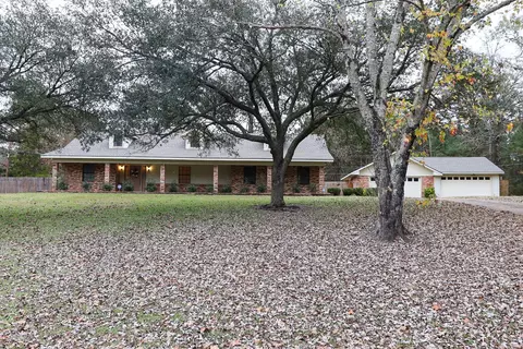 3815 Eames Cir, Shreveport, LA 71119