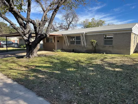 4424 Motley Dr, Mesquite, TX 75150